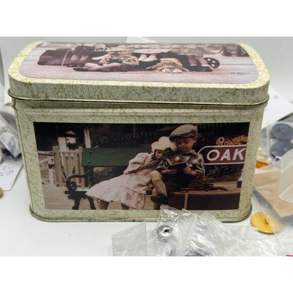 Vintage Button Collection In Charming Tin - Picture 6 of 9